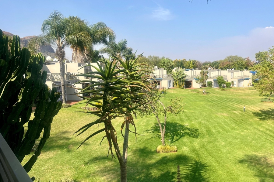 To Let 3 Bedroom Property for Rent in Caribbean Beach Club North West